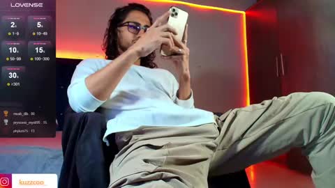 Snapshot of kuzzcoo chatting on 14, 2, 2025 kuzzcoo online show from 14, 2, 2025