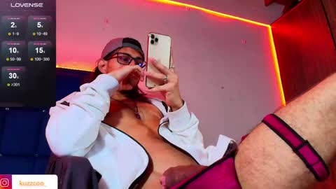 Snapshot of kuzzcoo chatting on 28, 2, 2025 kuzzcoo online show from 28, 2, 2025