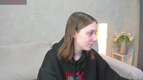 Snapshot of kvetachka chatting on 15, 2, 2025 Kvetachka Thu-Sun 0900am-1500pmGTM2 online show from 15, 2, 2025