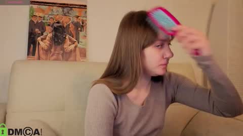 Snapshot of kvetachka chatting on 13, 9, 2025 Kvetachka Thu-Sun 0900am-1500pmGTM2 online show from 13, 9, 2025