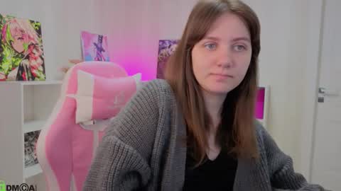 Snapshot of kvetachka chatting on 17, 9, 2025 Kvetachka Thu-Sun 0900am-1500pmGTM2 online show from 17, 9, 2025