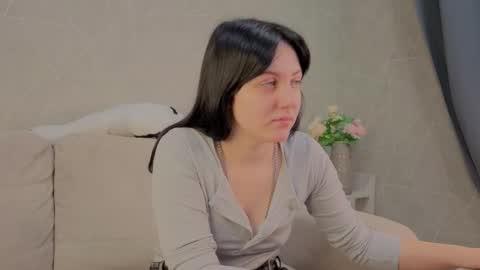 Snapshot of kvetachka chatting on 28, 9, 2025 Kvetachka Thu-Sun 0900am-1500pmGTM2 online show from 28, 9, 2025