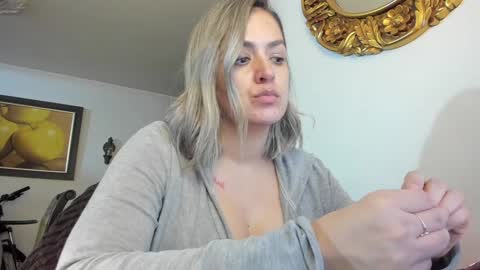 kyhara online show from 2, 2, 2025