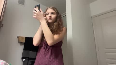 Snapshot of kykybaby4444 chatting on 26, 11, 2025 kyky online show from 26, 11, 2025