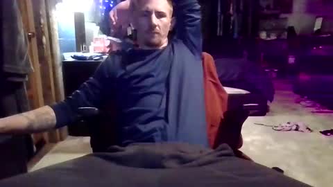 kyl3baron3 online show from 28, 2, 2025