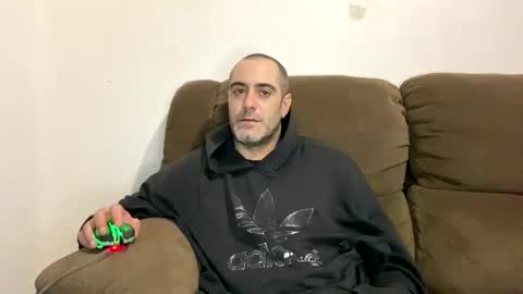 kyle67527 online show from 7, 1, 2025