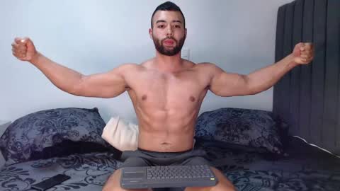 Snapshot of kyle_collinz chatting on 21, 2, 2025 Kyle collinz online show from 21, 2, 2025