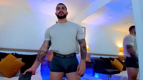 kylenorth_ online show from 1, 10, 2025