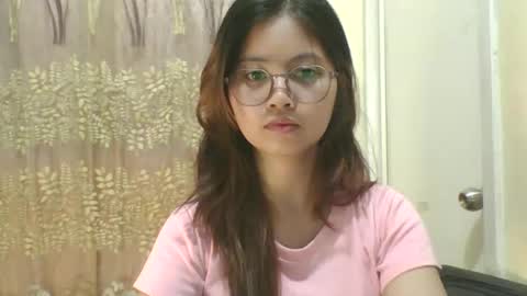 its me KYLIE online show from 6, 11, 2025