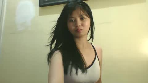 its me KYLIE online show from 22, 11, 2025