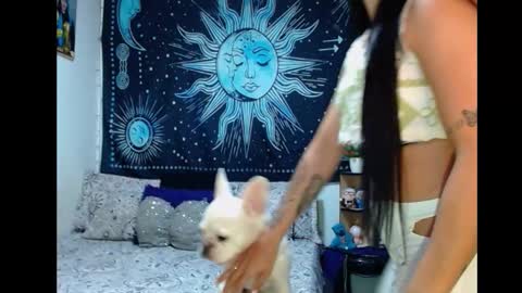 kylie online show from 23, 11, 2025