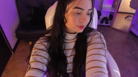 kylie online show from 2, 1, 2025