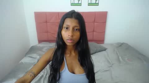 kylie_hot34 online show from 9, 1, 2025