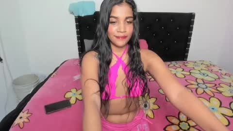 kylie_hot34 online show from 16, 9, 2025