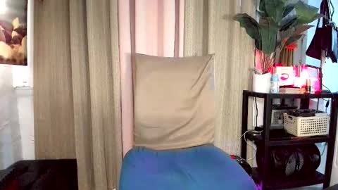 Snapshot of kylie_iyutera chatting on 10, 11, 2025 kylie online show from 10, 11, 2025