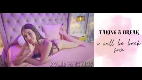 Snapshot of kylie_martins chatting on 17, 1, 2025 Kylie online show from 17, 1, 2025