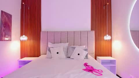 Snapshot of kylie_sofi chatting on 3, 2, 2026 kloe sofia online show from 3, 2, 2026