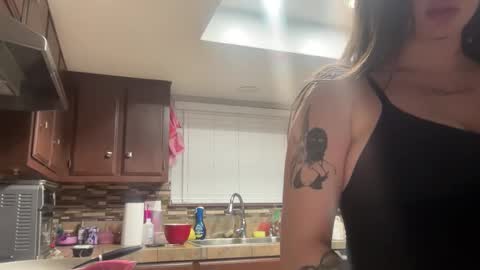 kylie_star30 online show from 10, 1, 2026