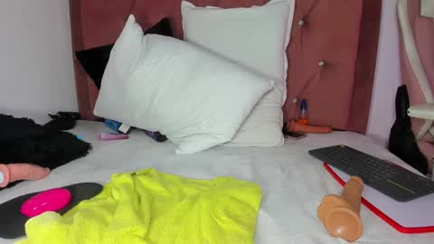 Snapshot of kylie_sttel chatting on 3, 1, 2025 kylie Sttel online show from 3, 1, 2025