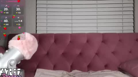 Kylie Boudoir online show from 18, 2, 2025