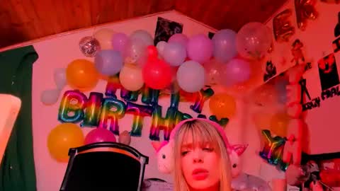 Snapshot of kyliekandy chatting on 20, 11, 2025 online show from 20, 11, 2025