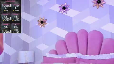 Snapshot of kyliemonnet chatting on 20, 12, 2024 Kylie jl online show from 20, 12, 2024