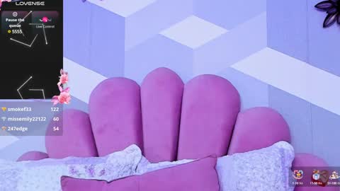 Snapshot of kyliemonnet chatting on 5, 1, 2025 Kylie jl online show from 5, 1, 2025