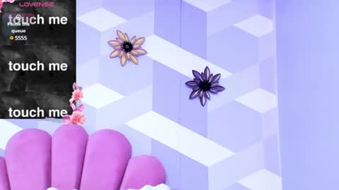 Snapshot of kyliemonnet chatting on 3, 2, 2025 Kylie jl online show from 3, 2, 2025