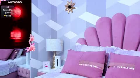 Snapshot of kyliemonnet chatting on 14, 2, 2025 Kylie jl online show from 14, 2, 2025