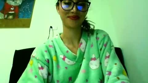 Kym Giraldo online show from 12, 12, 2024