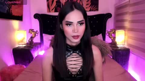 Snapshot of kyndall_mesh chatting on 12, 2, 2025 Kyndall online show from 12, 2, 2025