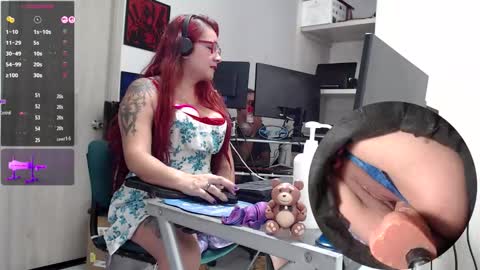 Snapshot of kyobiker223 chatting on 24, 11, 2025 kyobiker223 online show from 24, 11, 2025