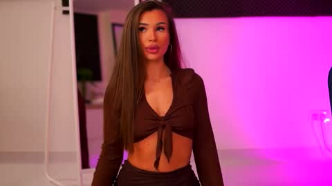 Snapshot of kyssaraplay chatting on 1, 12, 2025 Kyssa online show from 1, 12, 2025