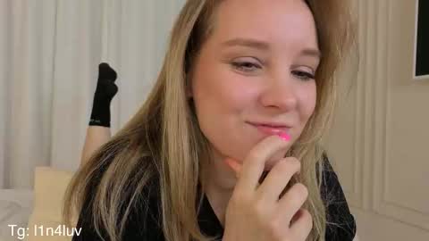 Snapshot of l1n4luv chatting on 16, 11, 2025 lina online show from 16, 11, 2025