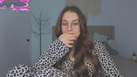 Margo  online show from 2, 12, 2025