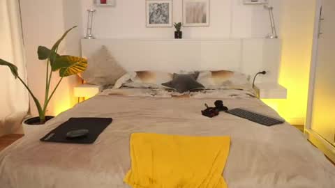 Viktoria White  online show from 11, 7, 2026