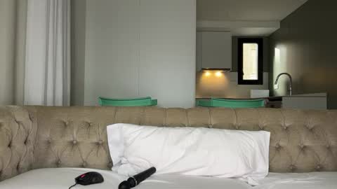 Julie online show from 27, 9, 2025