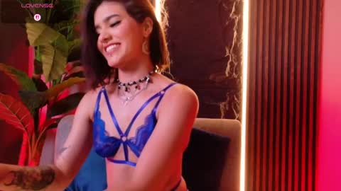 Snapshot of la_diabla_111_ chatting on 19, 9, 2025 Karime online show from 19, 9, 2025