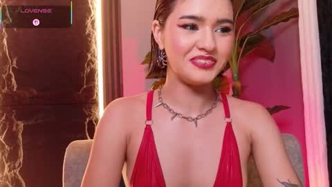 Snapshot of la_diabla_111_ chatting on 27, 10, 2025 Karime online show from 27, 10, 2025