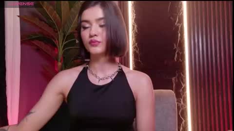 Snapshot of la_diabla_111_ chatting on 30, 10, 2025 Karime online show from 30, 10, 2025