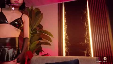 Snapshot of la_diabla_111_ chatting on 11, 11, 2025 Karime online show from 11, 11, 2025