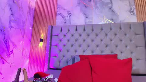 Snapshot of la_indiia chatting on 19, 11, 2025 la_indiia online show from 19, 11, 2025