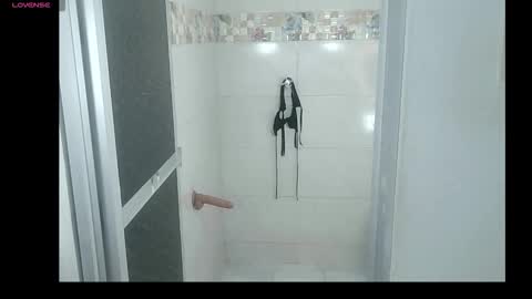 Snapshot of la_wuaifu1 chatting on 26, 10, 2025 la_wuaifu1 online show from 26, 10, 2025