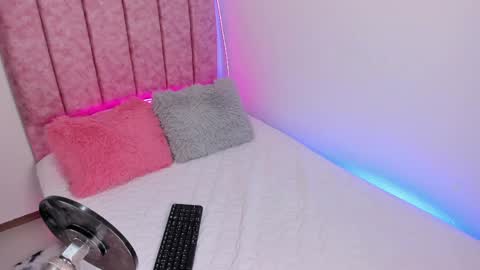 lana  foxx Model  independient online show from 23, 5, 2026