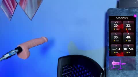 Snapshot of laau_hot1 chatting on 25, 10, 2025 danny online show from 25, 10, 2025