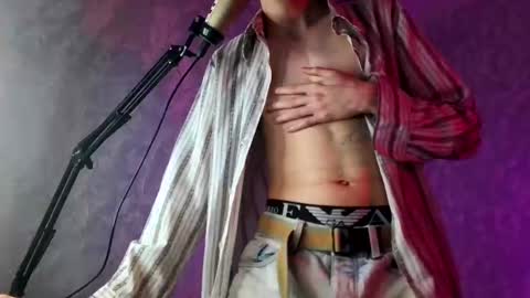 Snapshot of labour_guy chatting on 4, 3, 2025 Marco online show from 4, 3, 2025