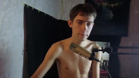 Snapshot of labour_guy chatting on 24, 11, 2025 Marco online show from 24, 11, 2025