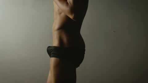 labrinthteasing online show from 4, 12, 2025