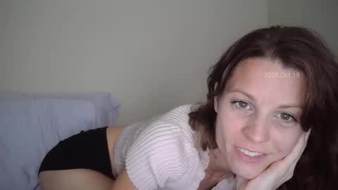 Snapshot of lacie_richards chatting on 19, 10, 2025 Lacie online show from 19, 10, 2025