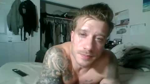 Snapshot of lacrioxcum18 chatting on 7, 12, 2024 lacrioxcum18 online show from 7, 12, 2024